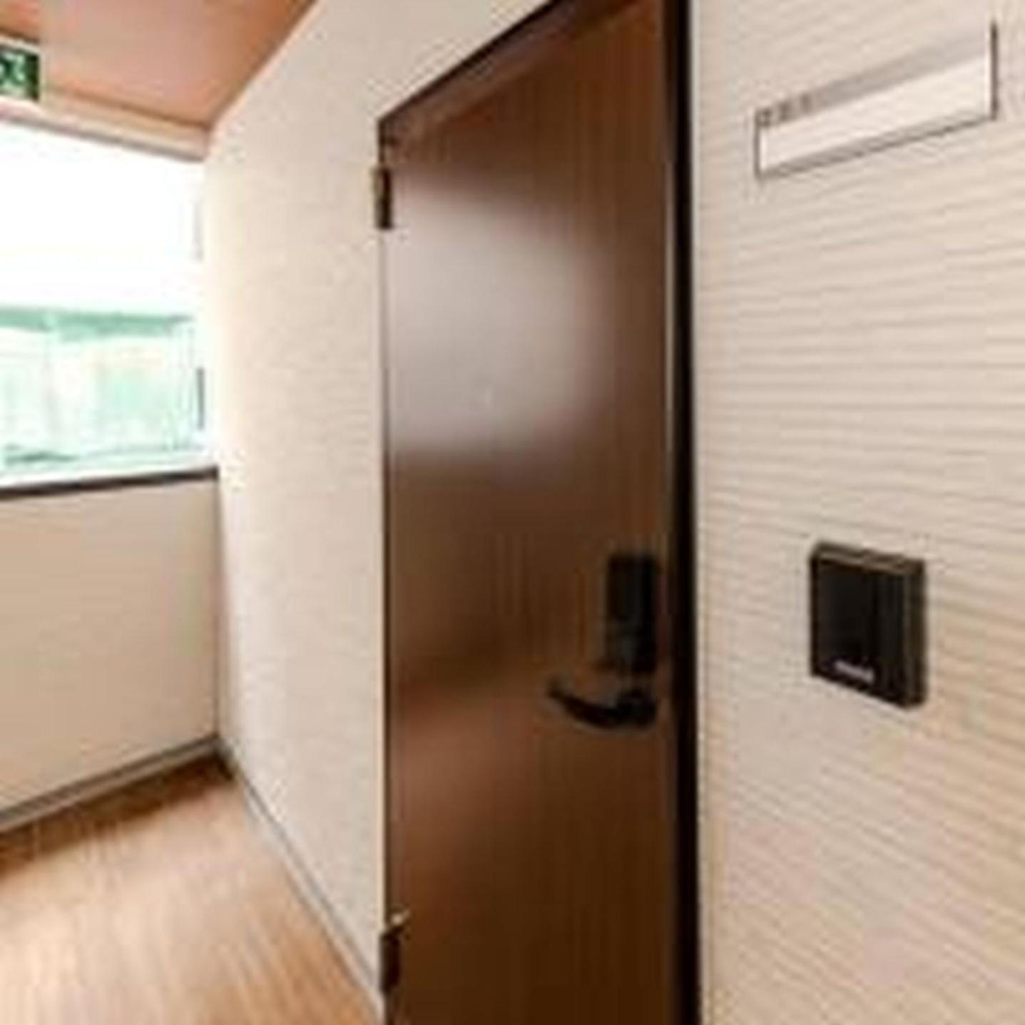Apartemen むつみ庵松2号館201 *